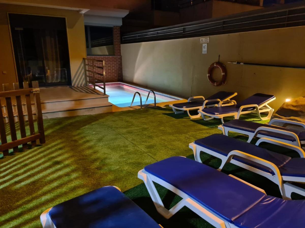 Cozy Villa With Pool And Barbecue Albufeira Exterior foto