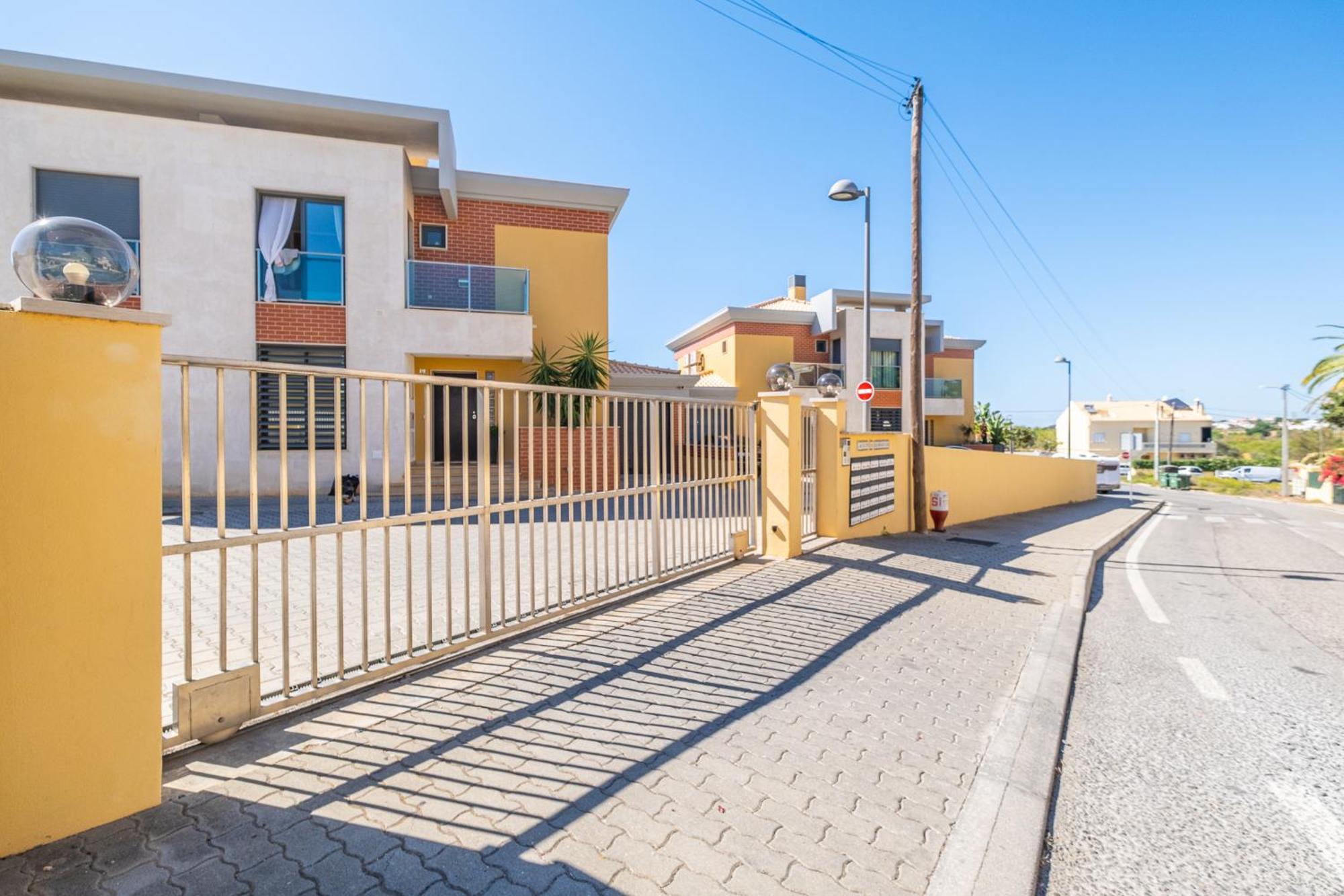 Cozy Villa With Pool And Barbecue Albufeira Exterior foto